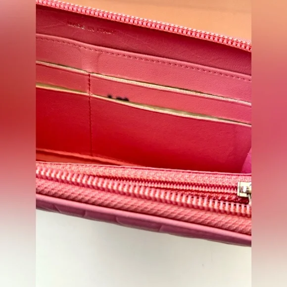 Pink Chanel Camellia Flower Zippy Wallet - Picture 9 of 16